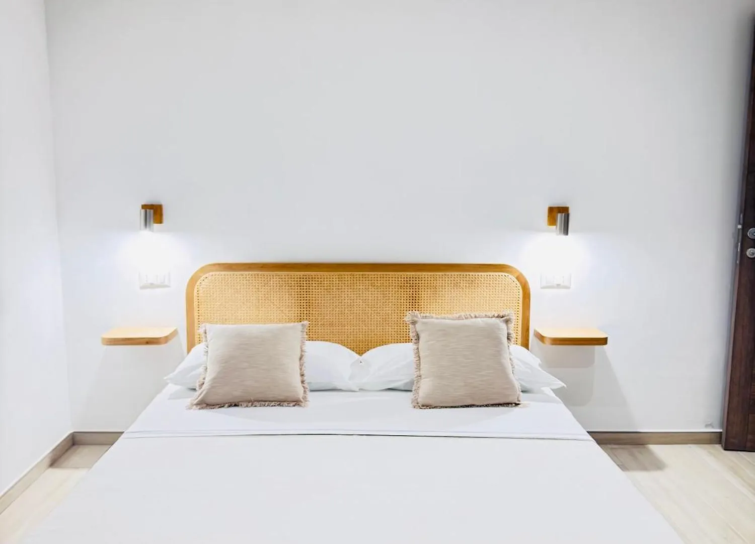 Hotel Casa Sacuri Rudalza 0*,  Italia